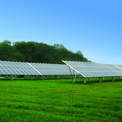 Stop al fotovoltaico su superfici agricole - Immagine